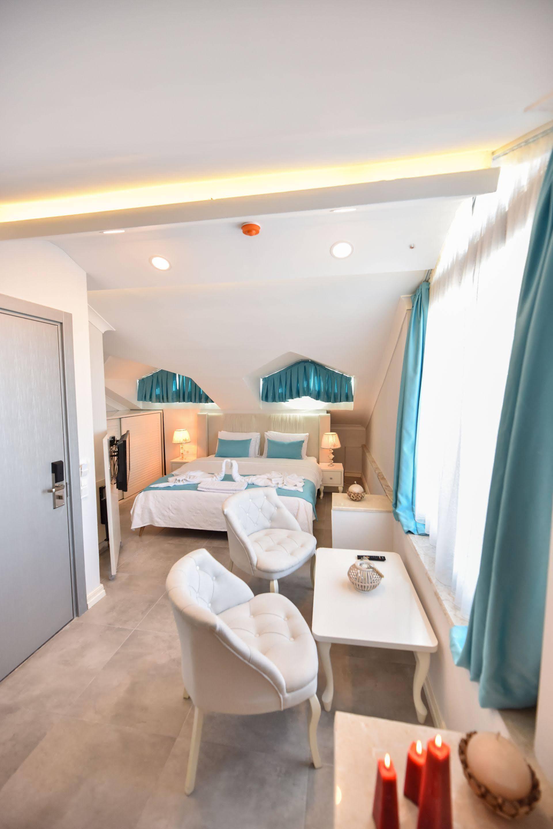 Monastery Suites Hotel-Fethiye Ölüdeniz Exterior foto