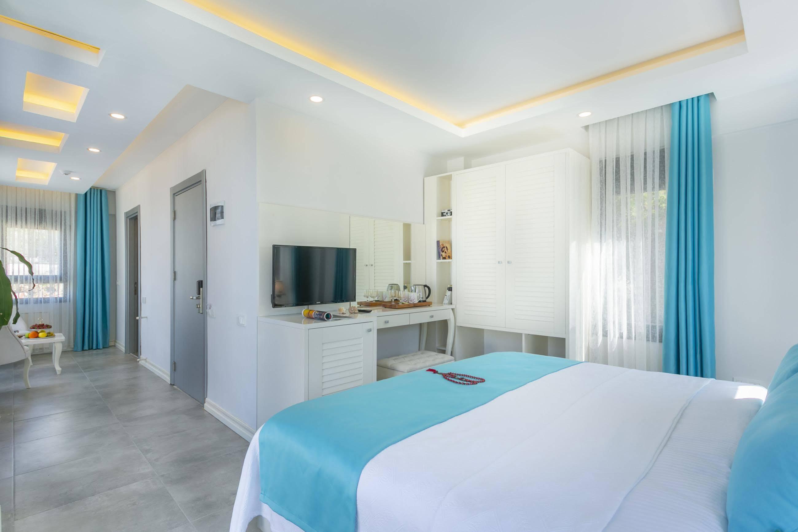 Monastery Suites Hotel-Fethiye Ölüdeniz Exterior foto